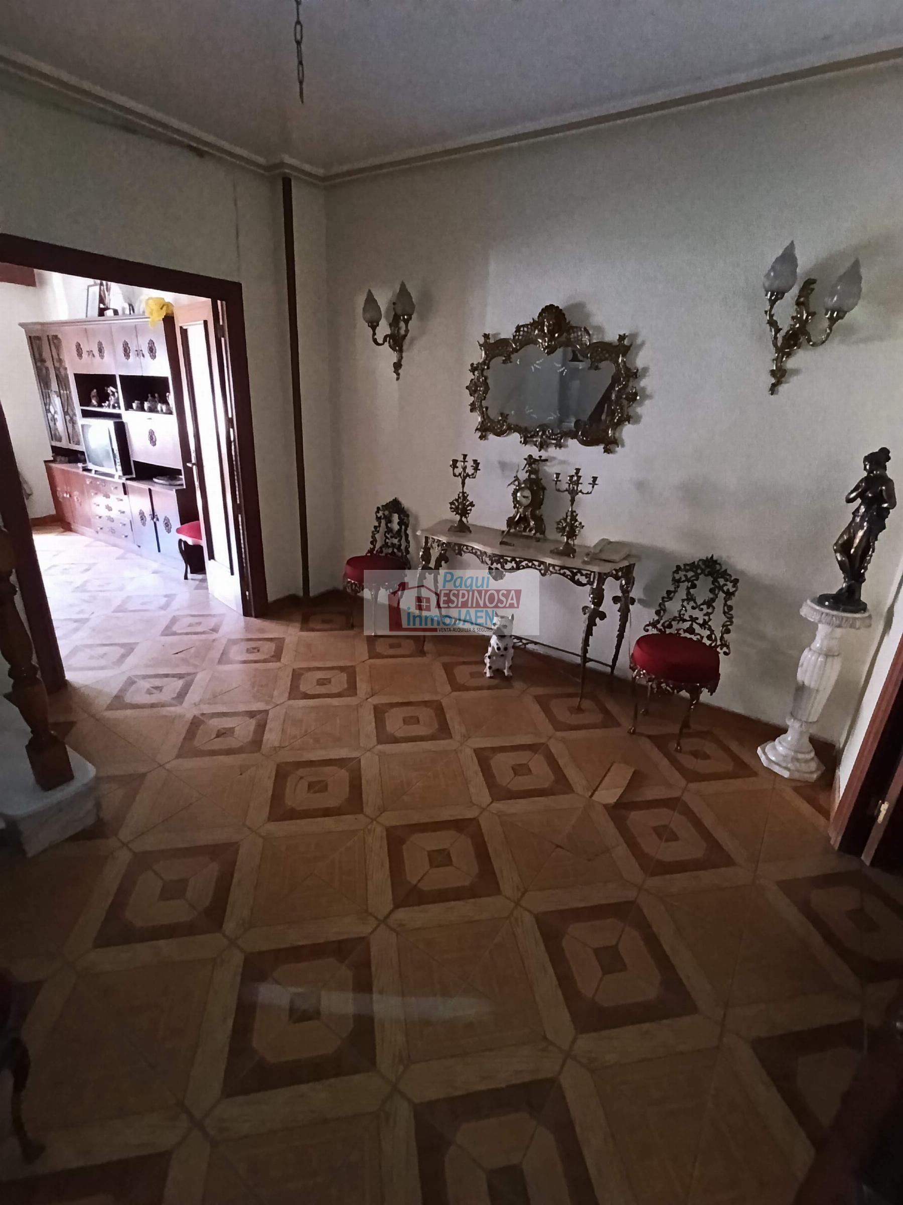 Venta de casa en Torredonjimeno