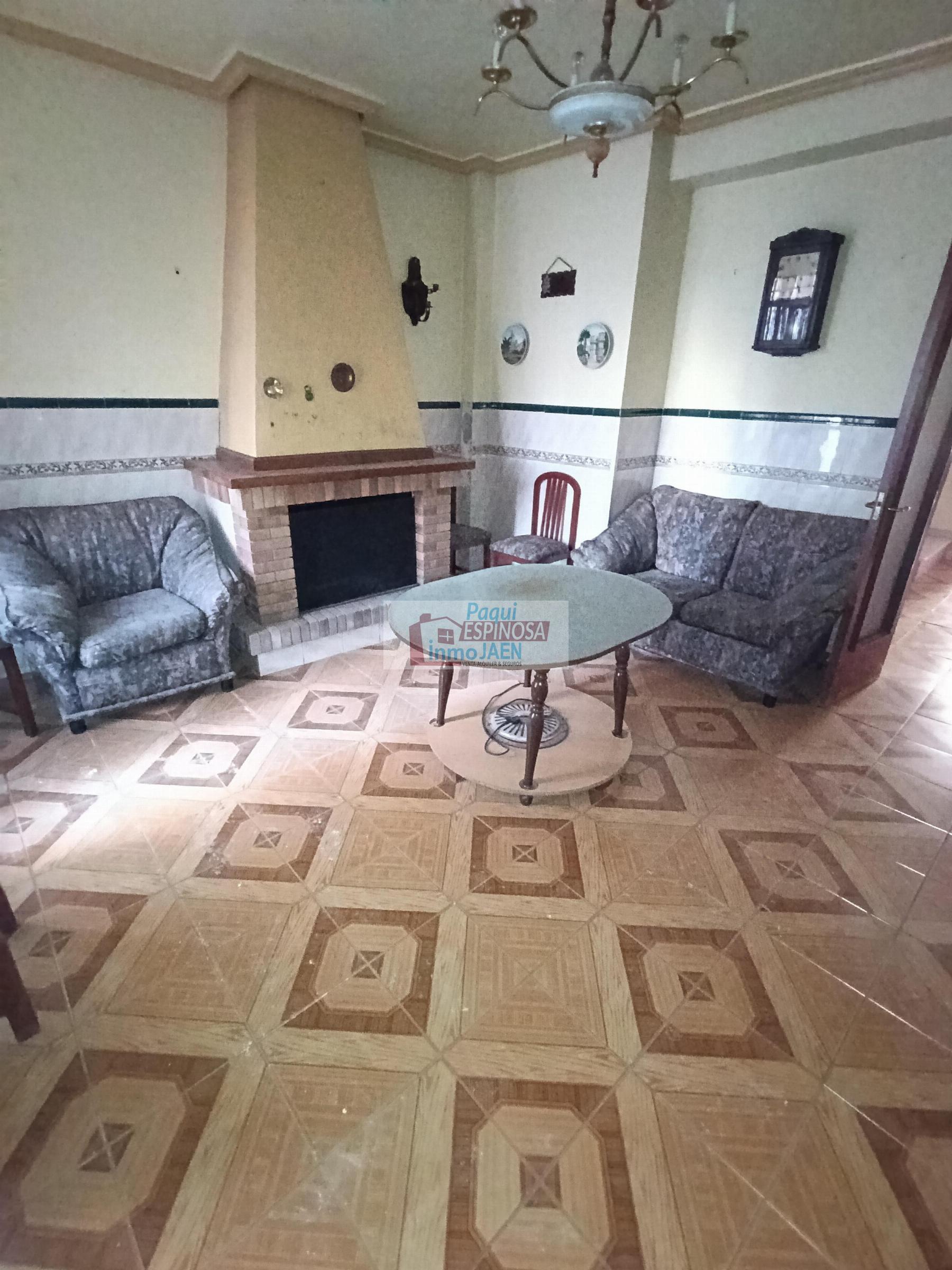 Venta de casa en Torredonjimeno