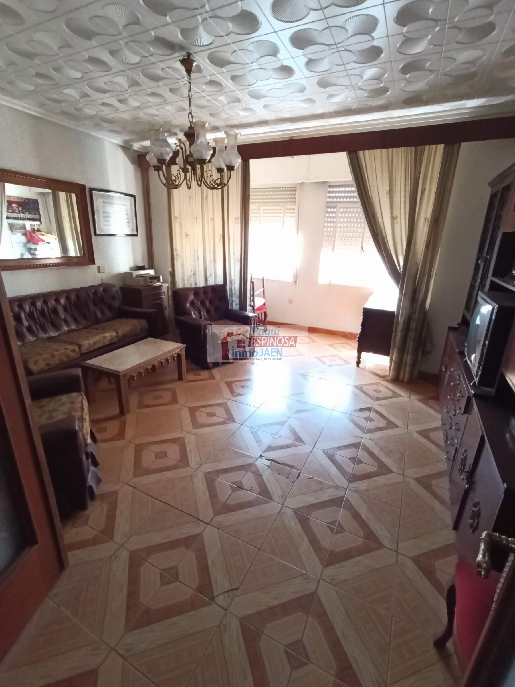 Venta de casa en Torredonjimeno