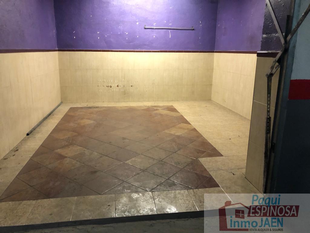 Venta de garaje en Torredonjimeno