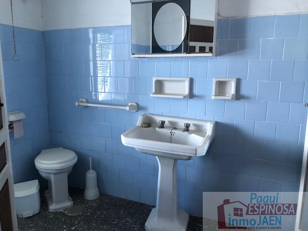Venta de casa en Torredonjimeno