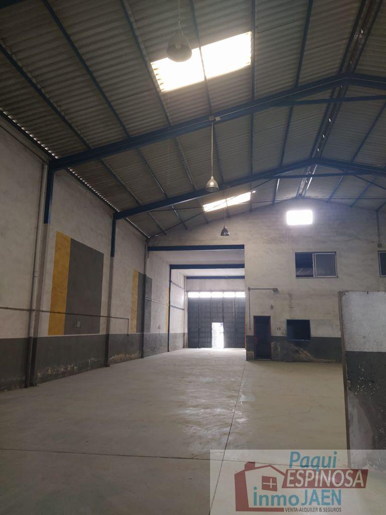 For sale of industrial plant/warehouse in Torredonjimeno