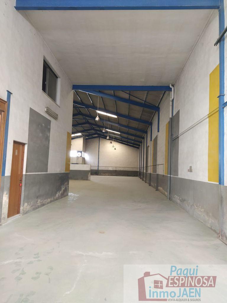 For sale of industrial plant/warehouse in Torredonjimeno