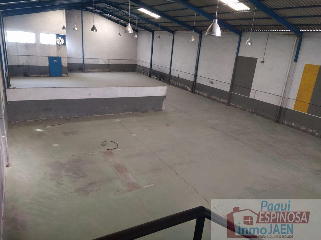For sale of industrial plant/warehouse in Torredonjimeno