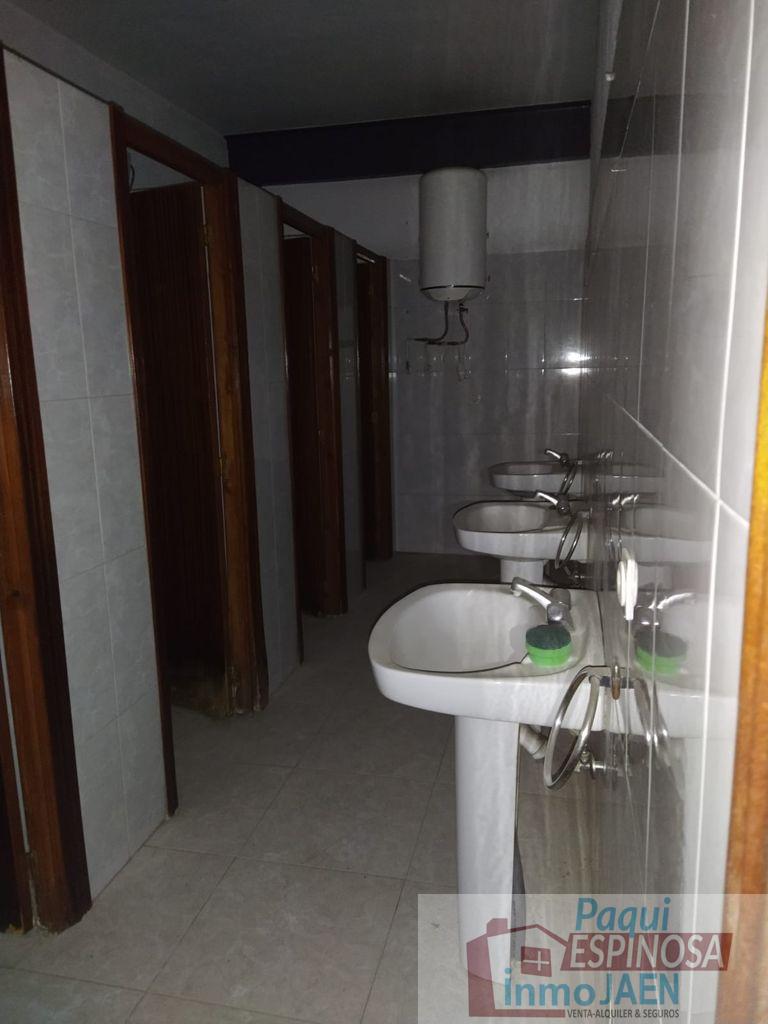 For sale of industrial plant/warehouse in Torredonjimeno