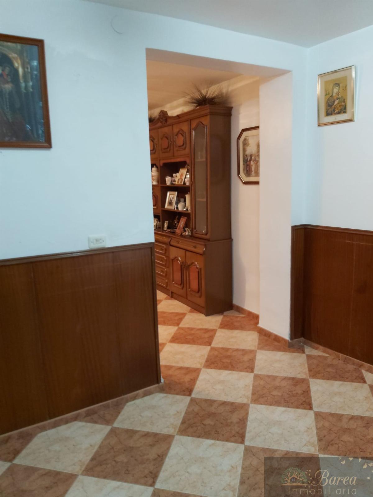 For sale of house in Rute