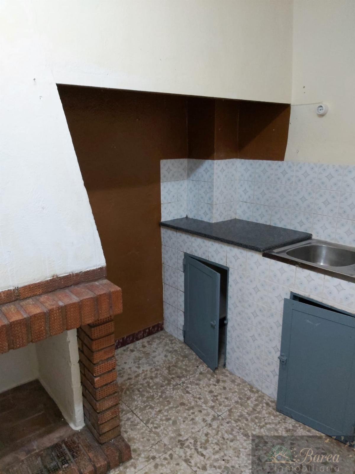 For sale of house in Rute