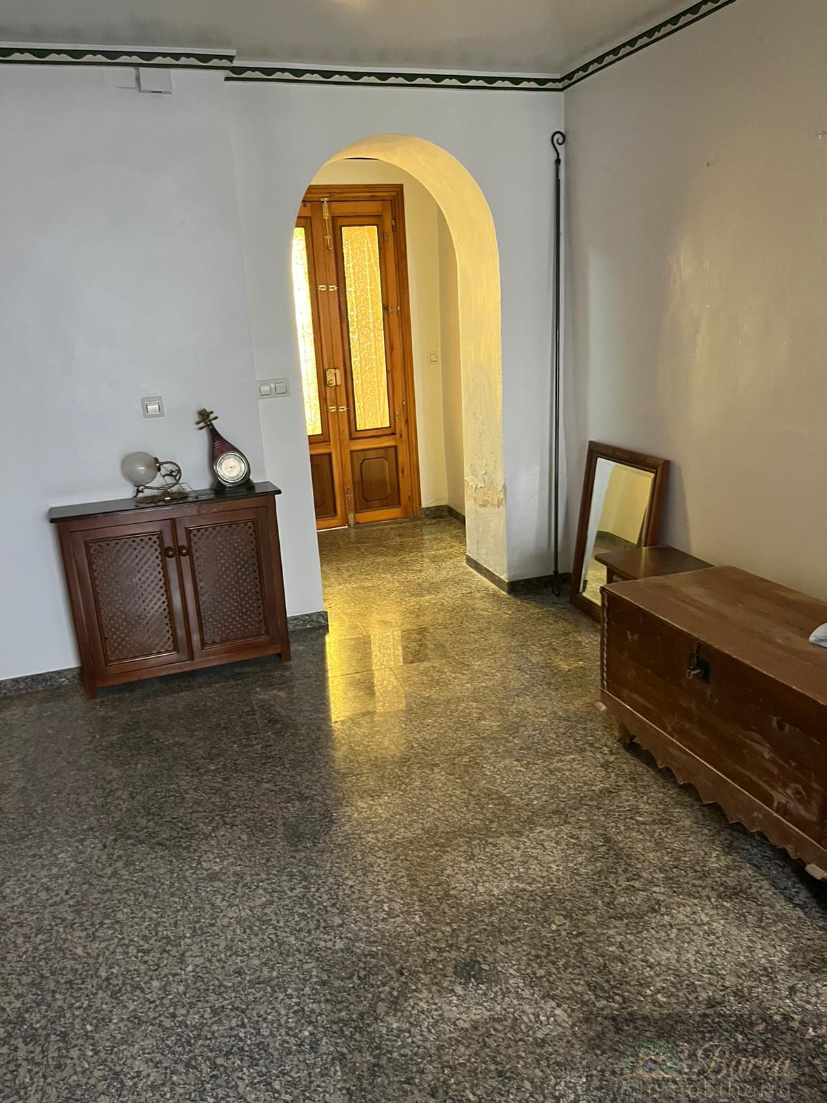 For sale of house in Rute