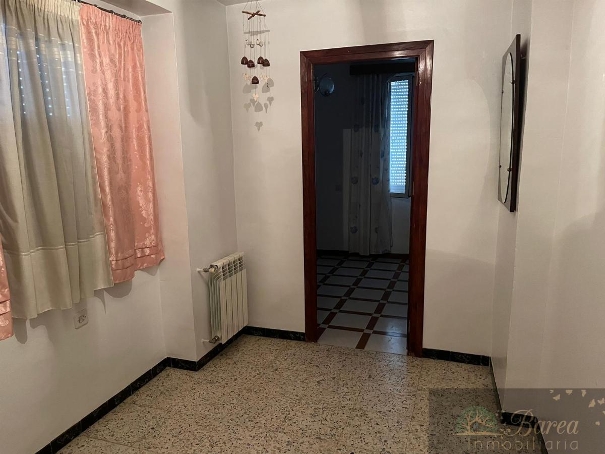 For sale of house in Rute