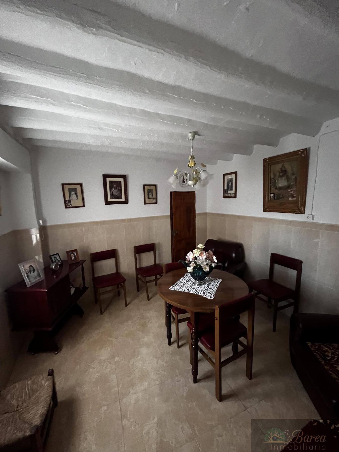 Venta de casa en Rute