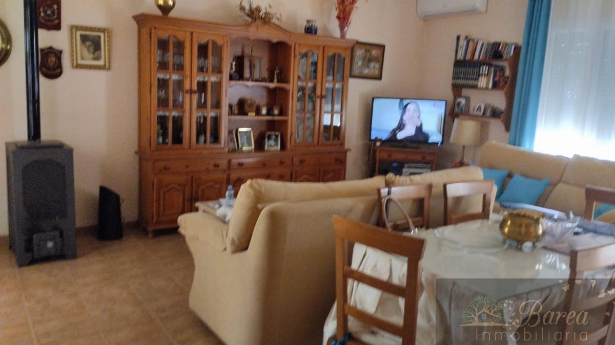 Venta de chalet en Lucena