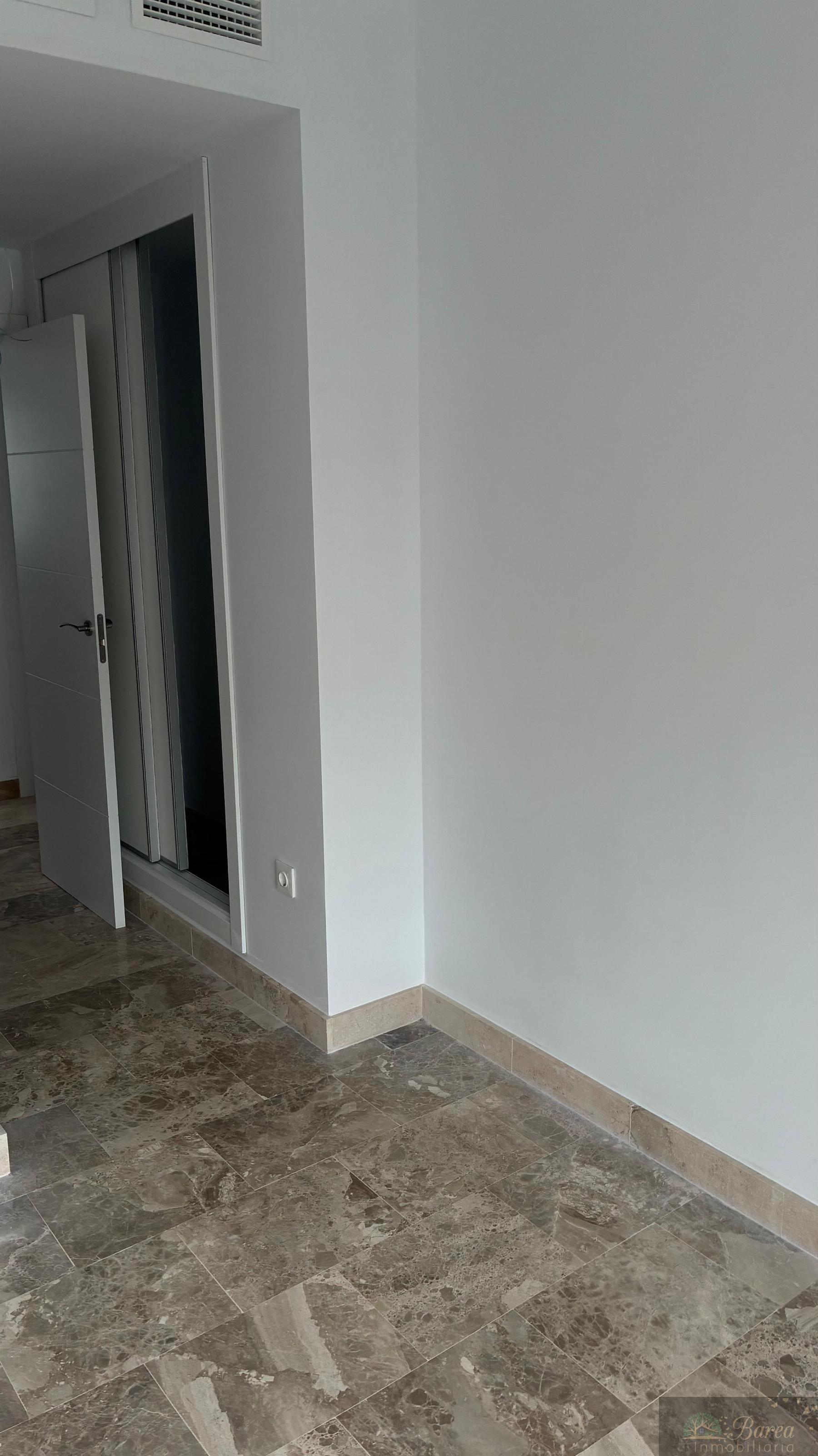 Zu verkaufen von wohnung in
 Rute