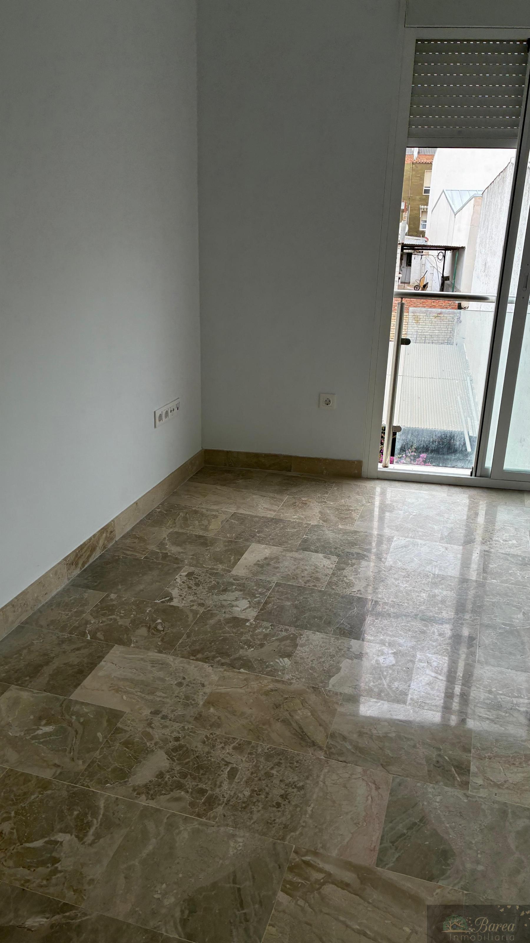 Zu verkaufen von wohnung in
 Rute