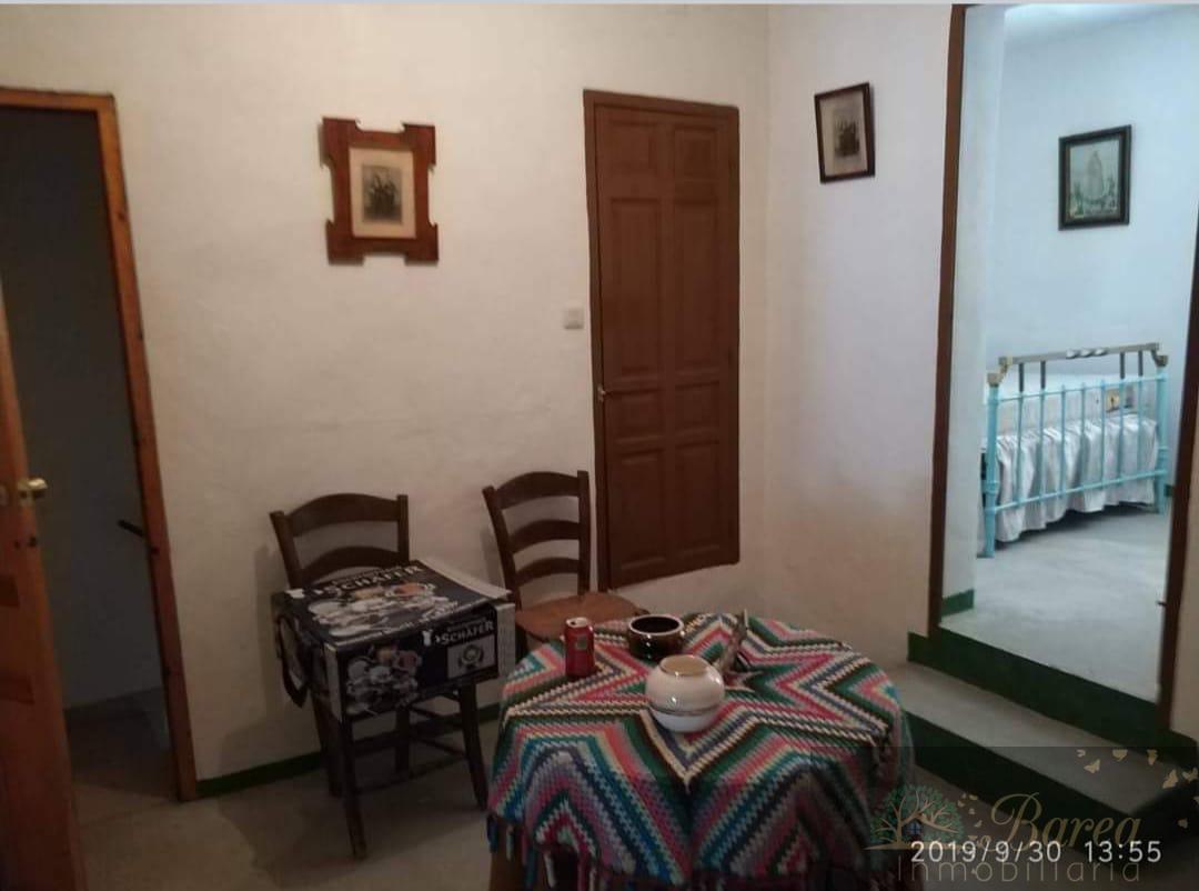 For sale of house in Rute