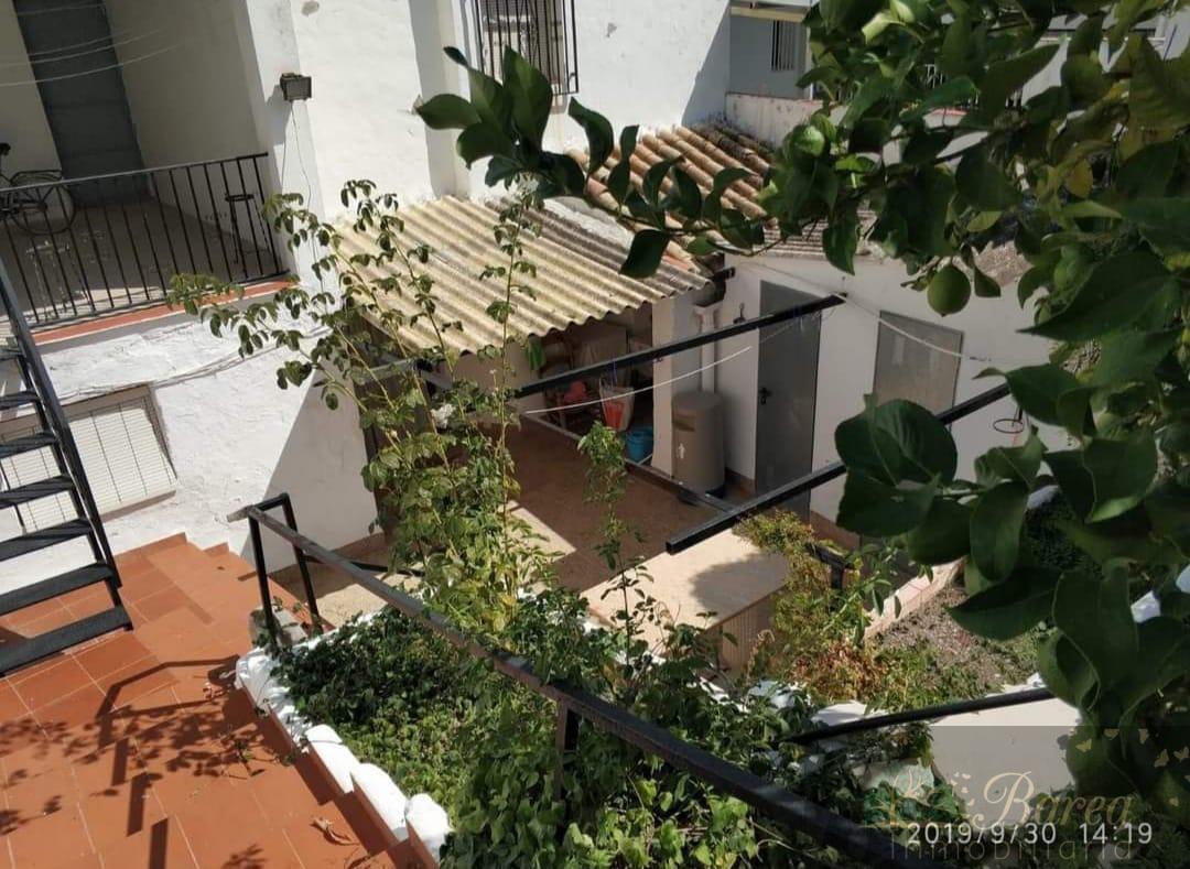 For sale of house in Rute