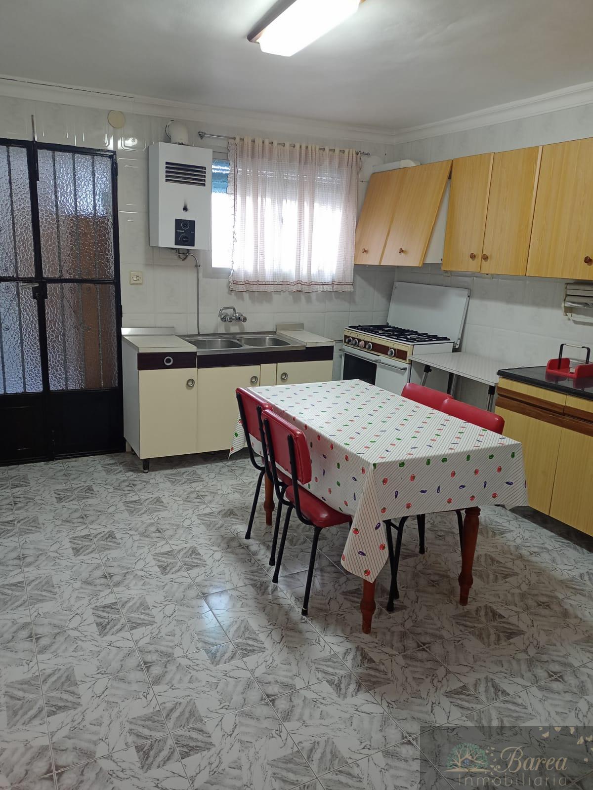 For sale of house in Rute