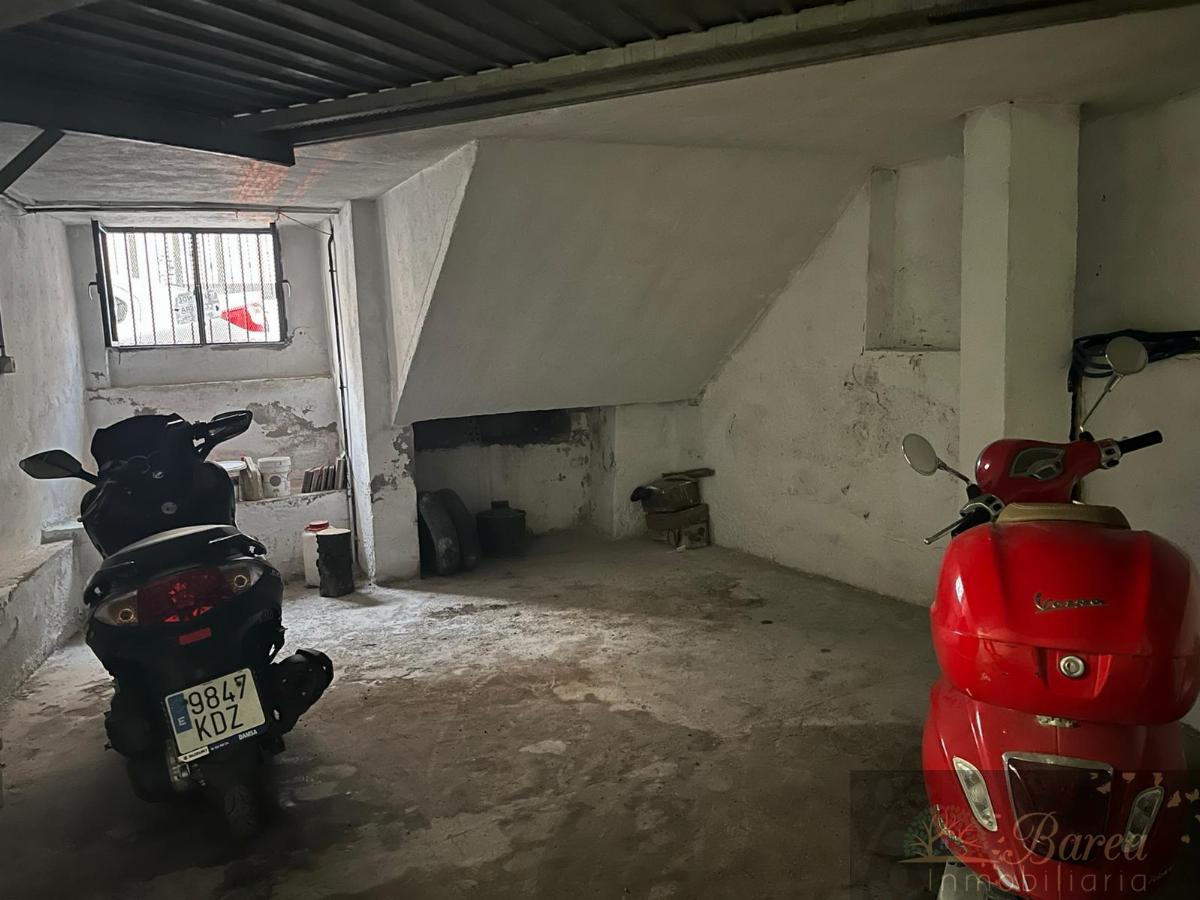 For sale of garage in Rute