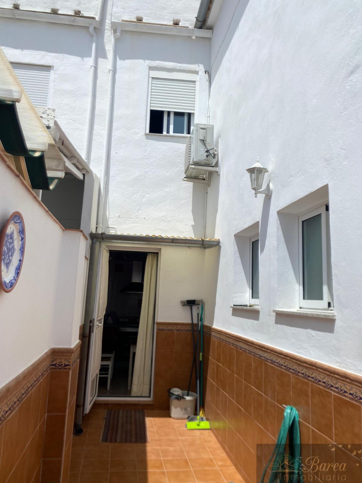For sale of house in Rute