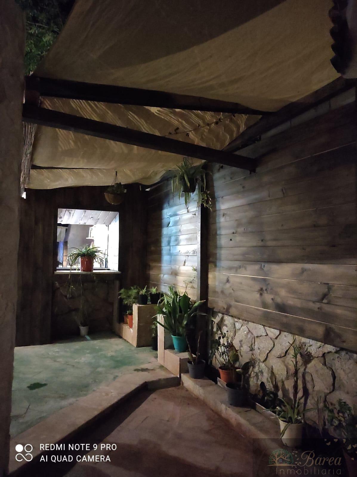 Köp av chalet i Cabra