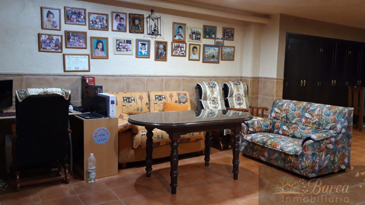 For sale of house in Rute