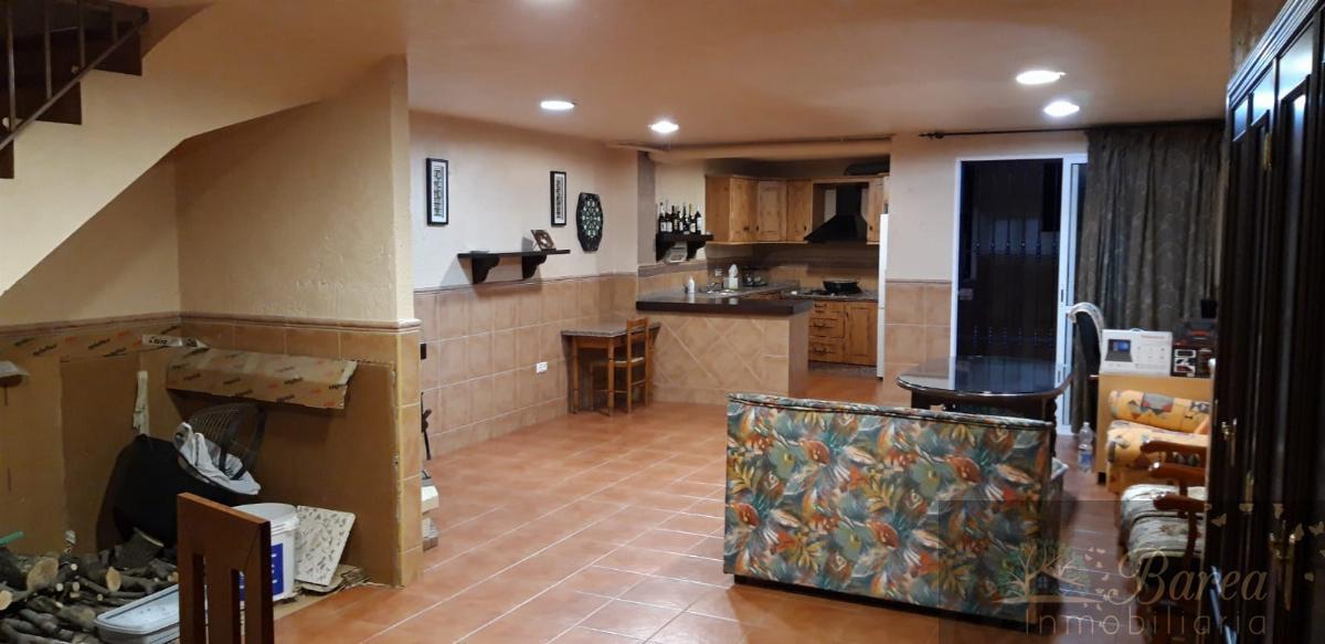 For sale of house in Rute