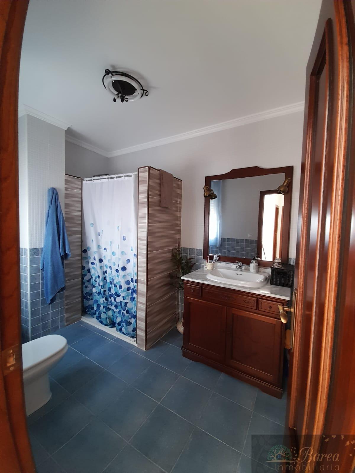 For sale of house in Rute