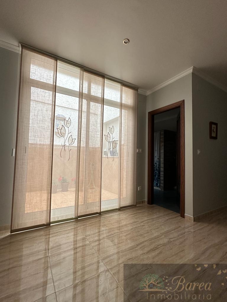 For sale of house in Rute