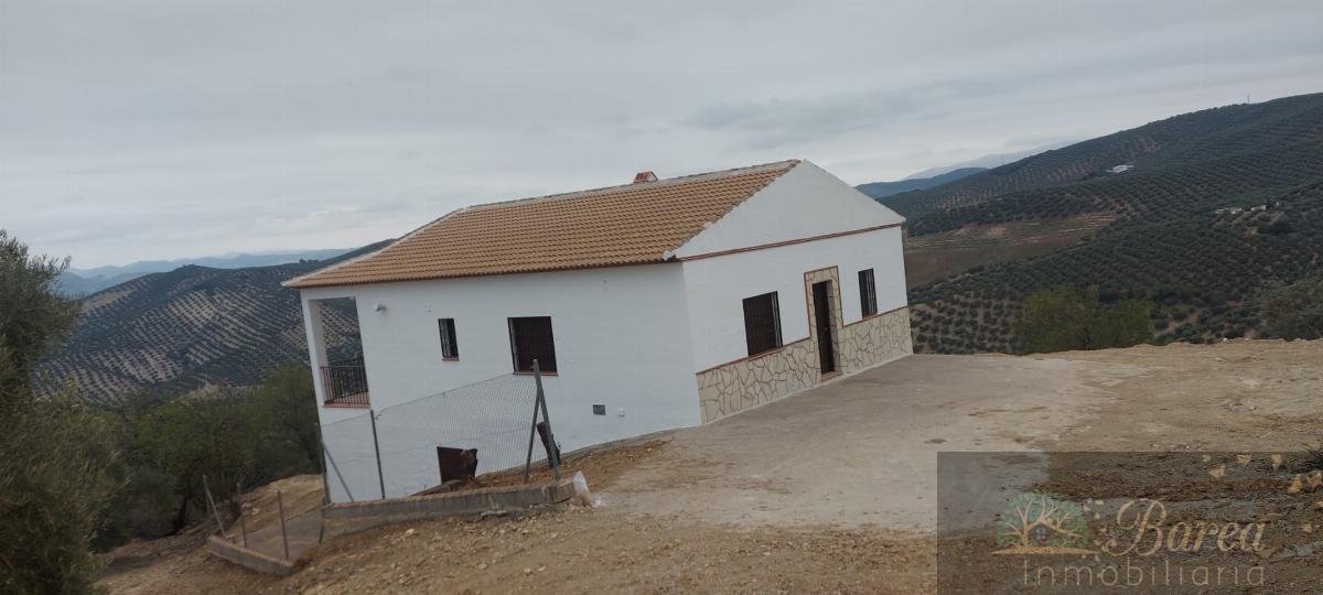 Venta de chalet en Iznájar