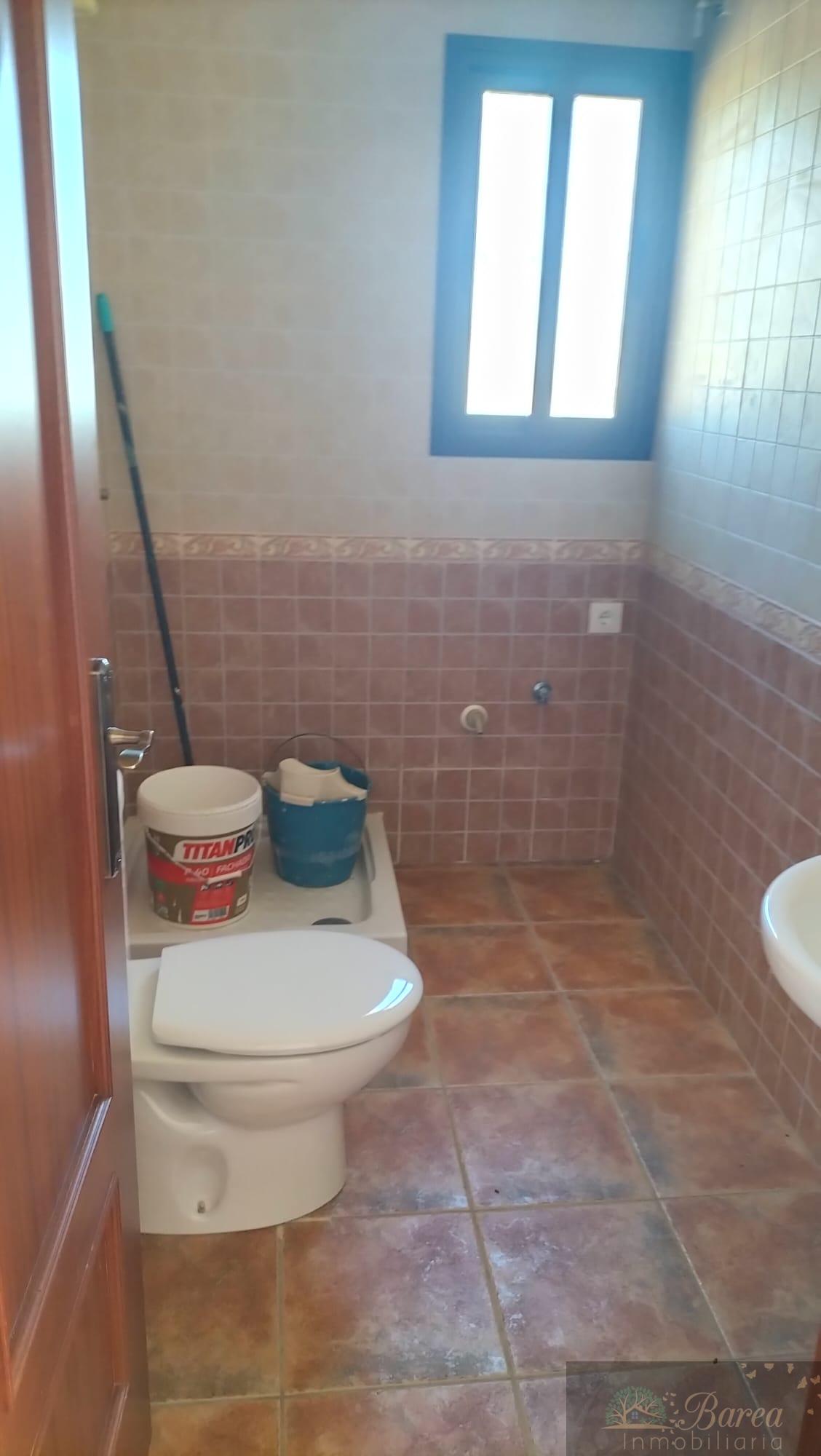 Venta de chalet en Iznájar