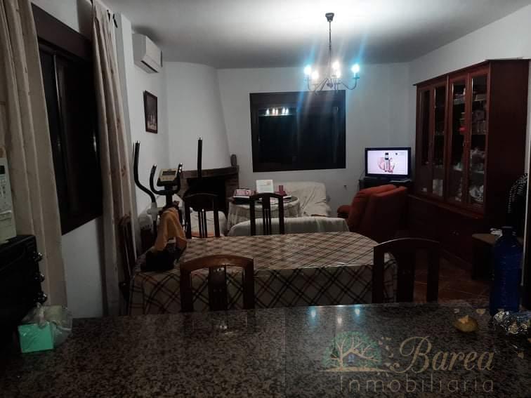 Venta de chalet en Iznájar