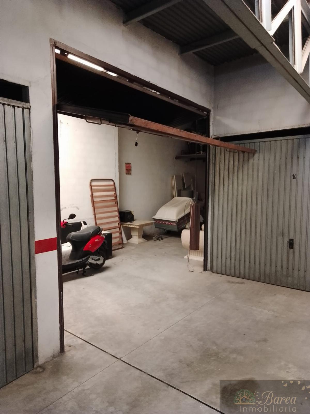 Til salg fra garage i Rute