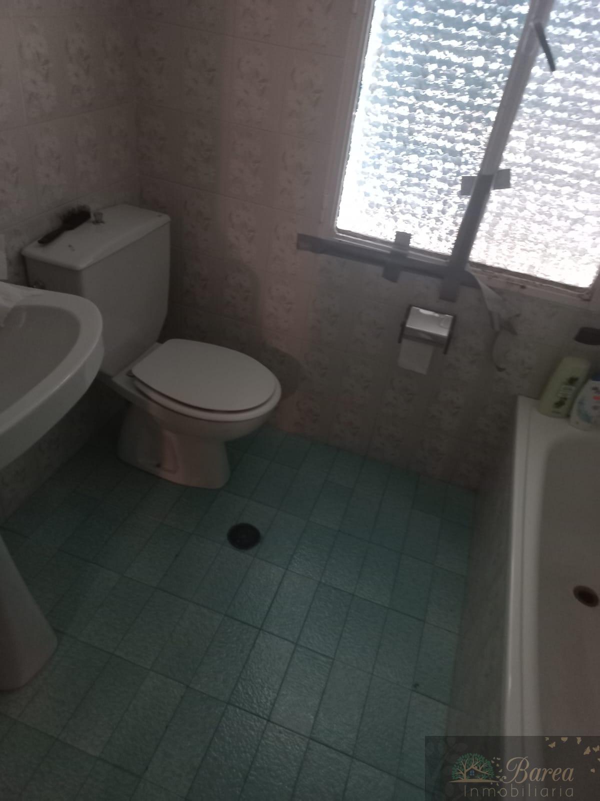 For sale of house in Rute
