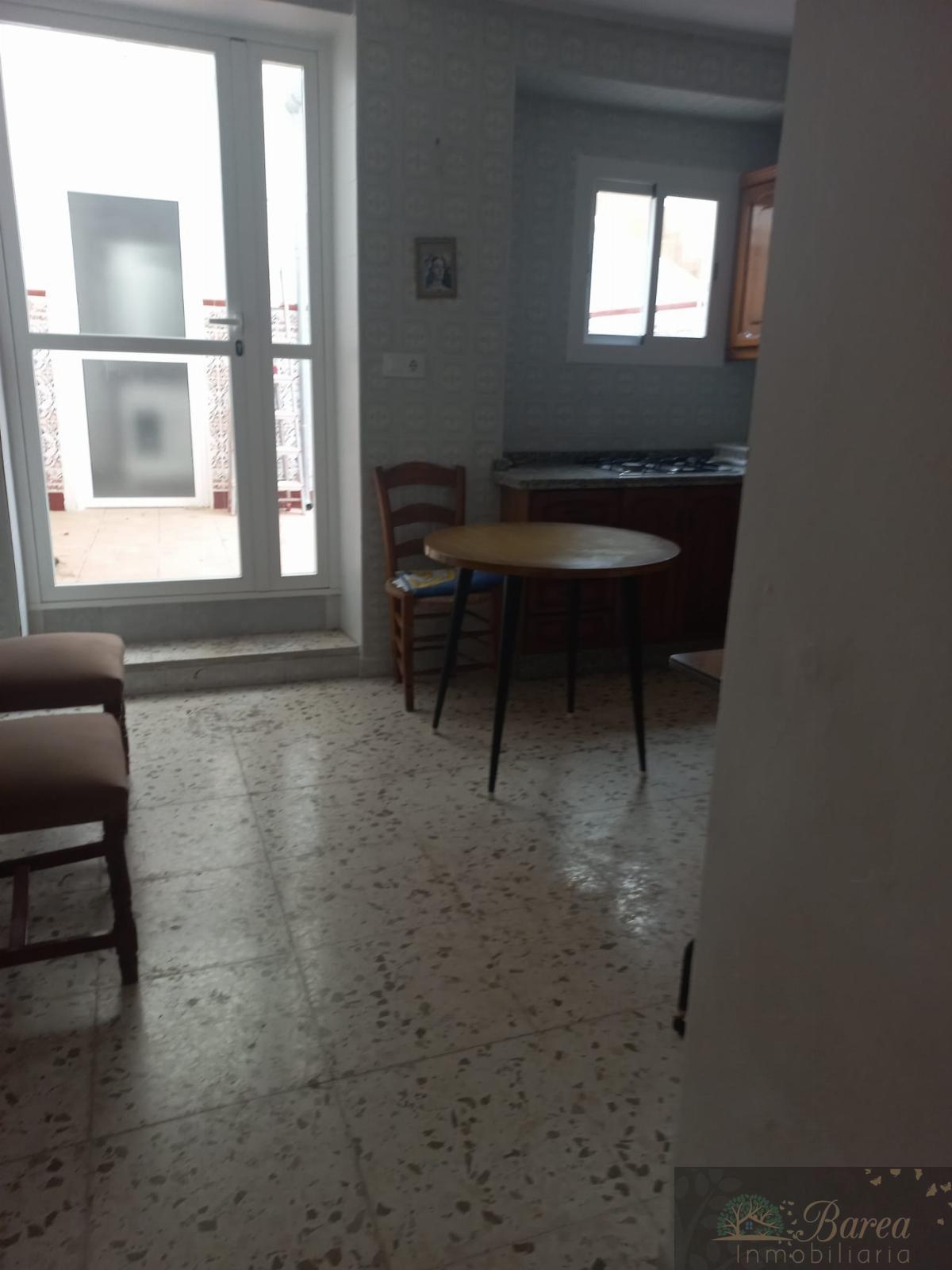 For sale of house in Rute
