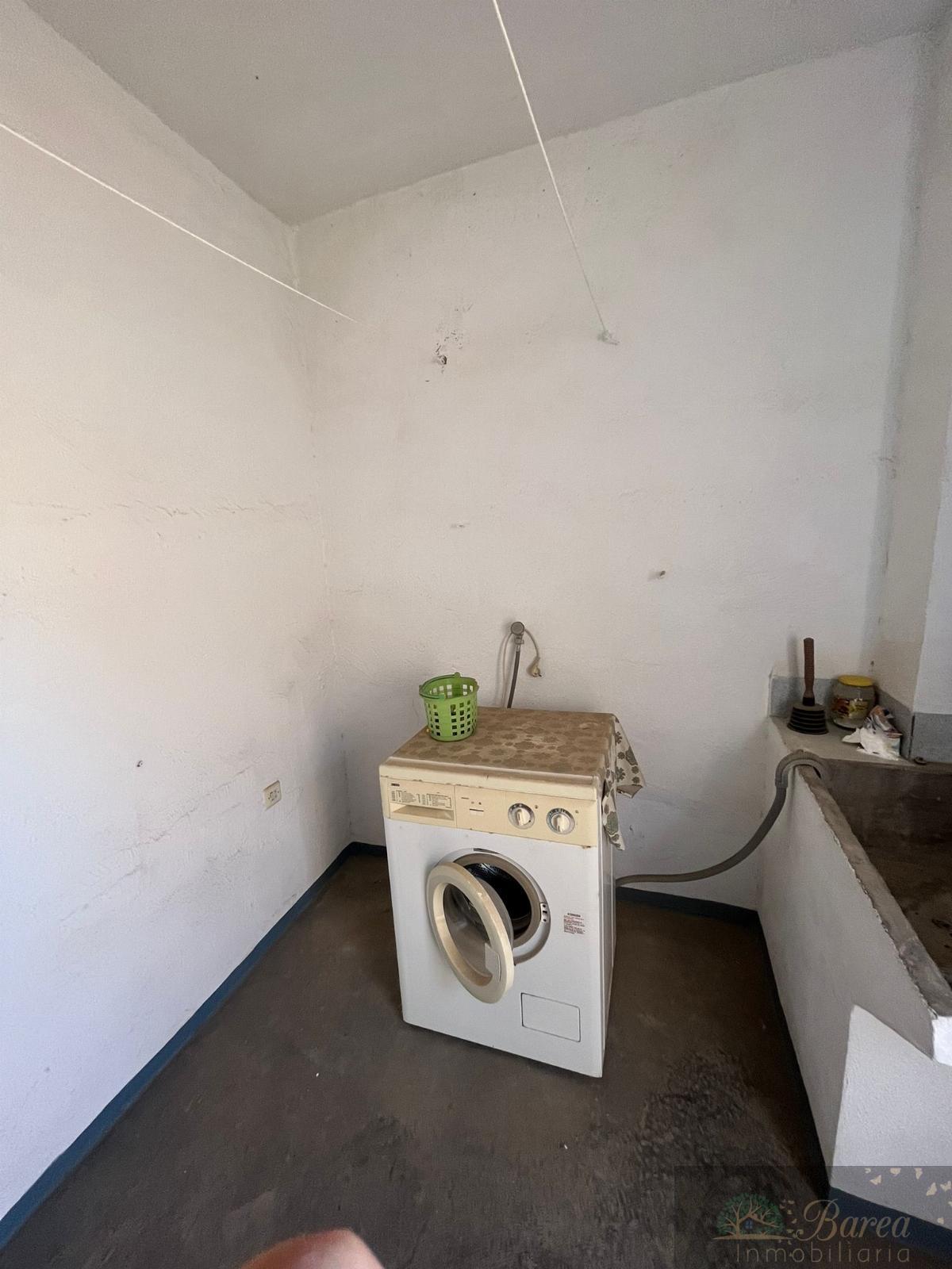 For sale of house in Rute