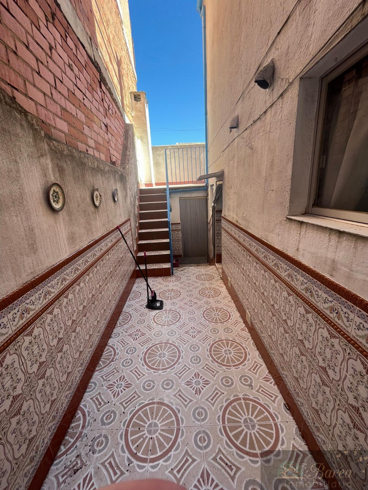 For sale of house in Rute