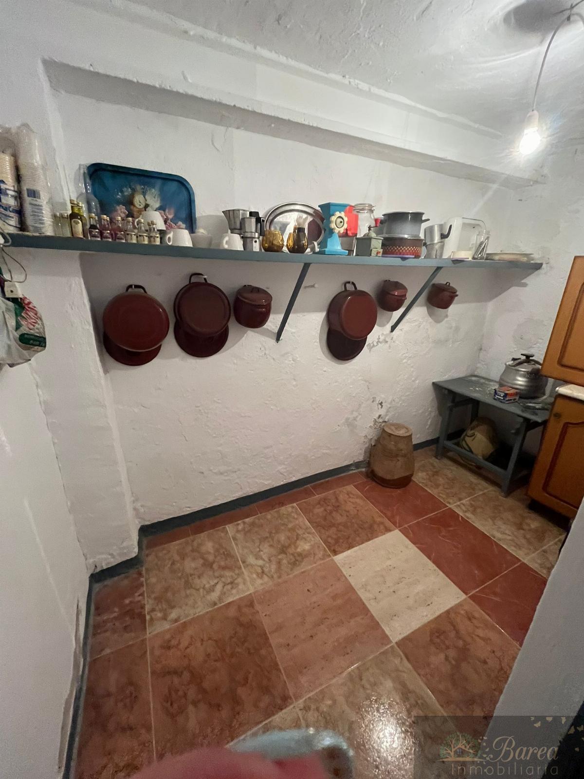 For sale of house in Rute