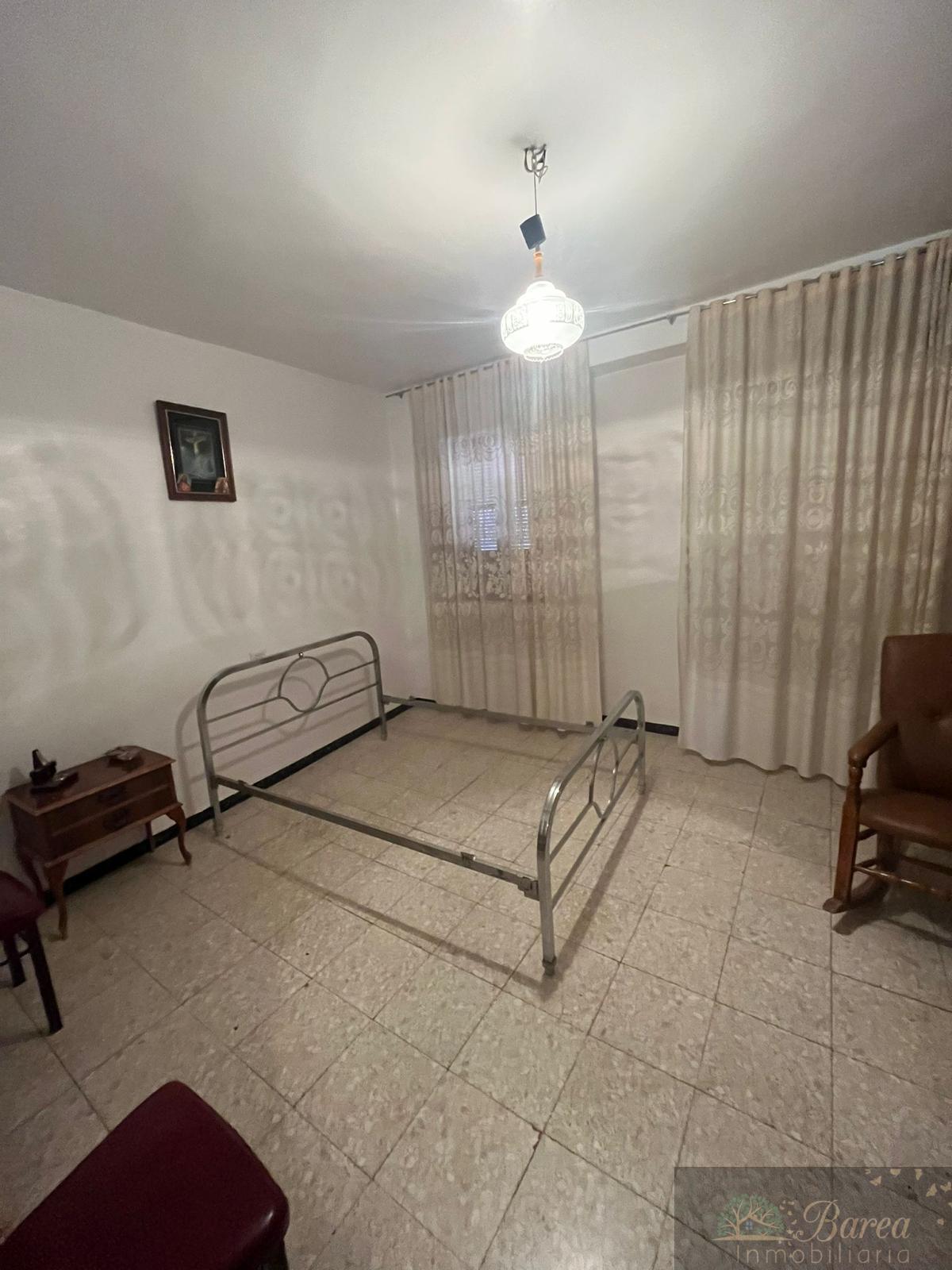 For sale of house in Rute