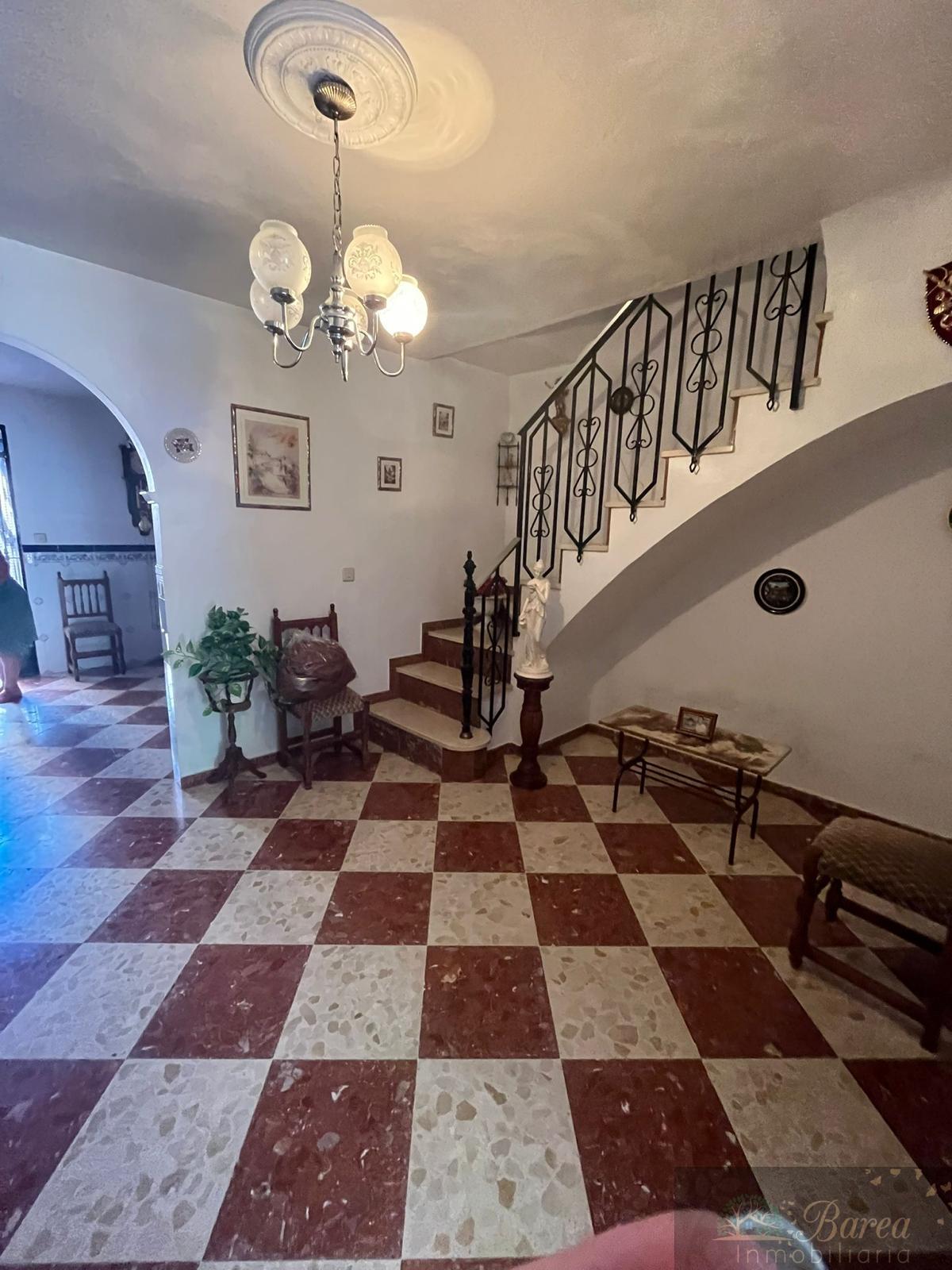 For sale of house in Rute