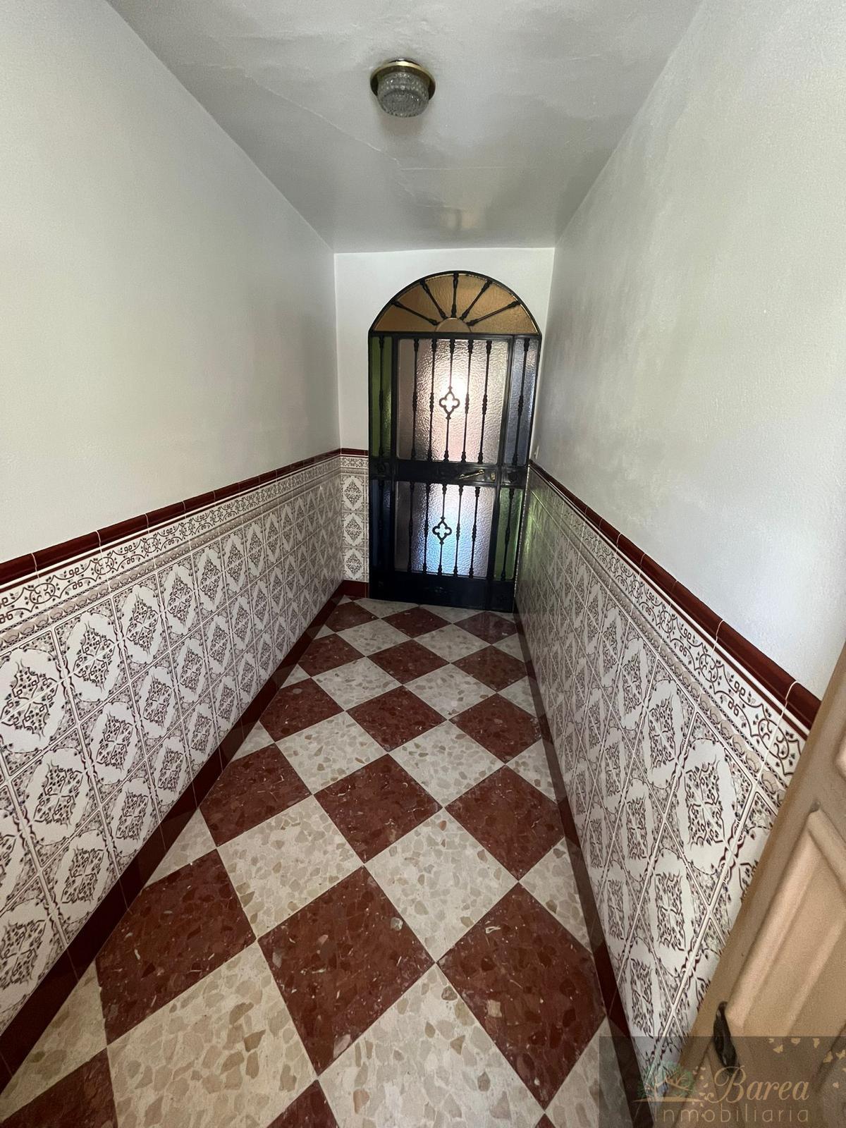 For sale of house in Rute