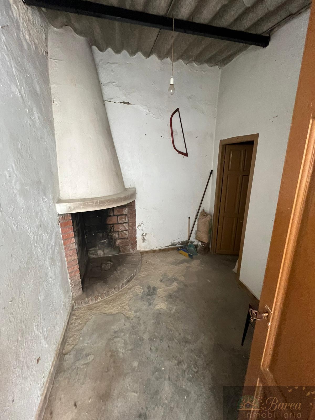 For sale of house in Rute