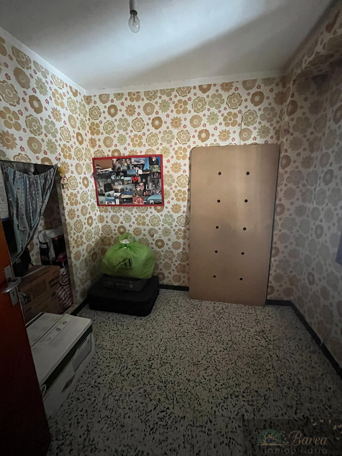 For sale of house in Rute