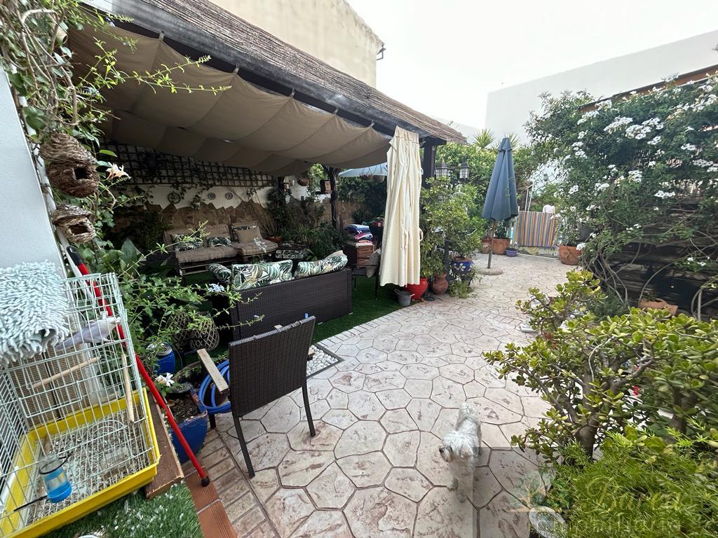 For sale of house in Rute