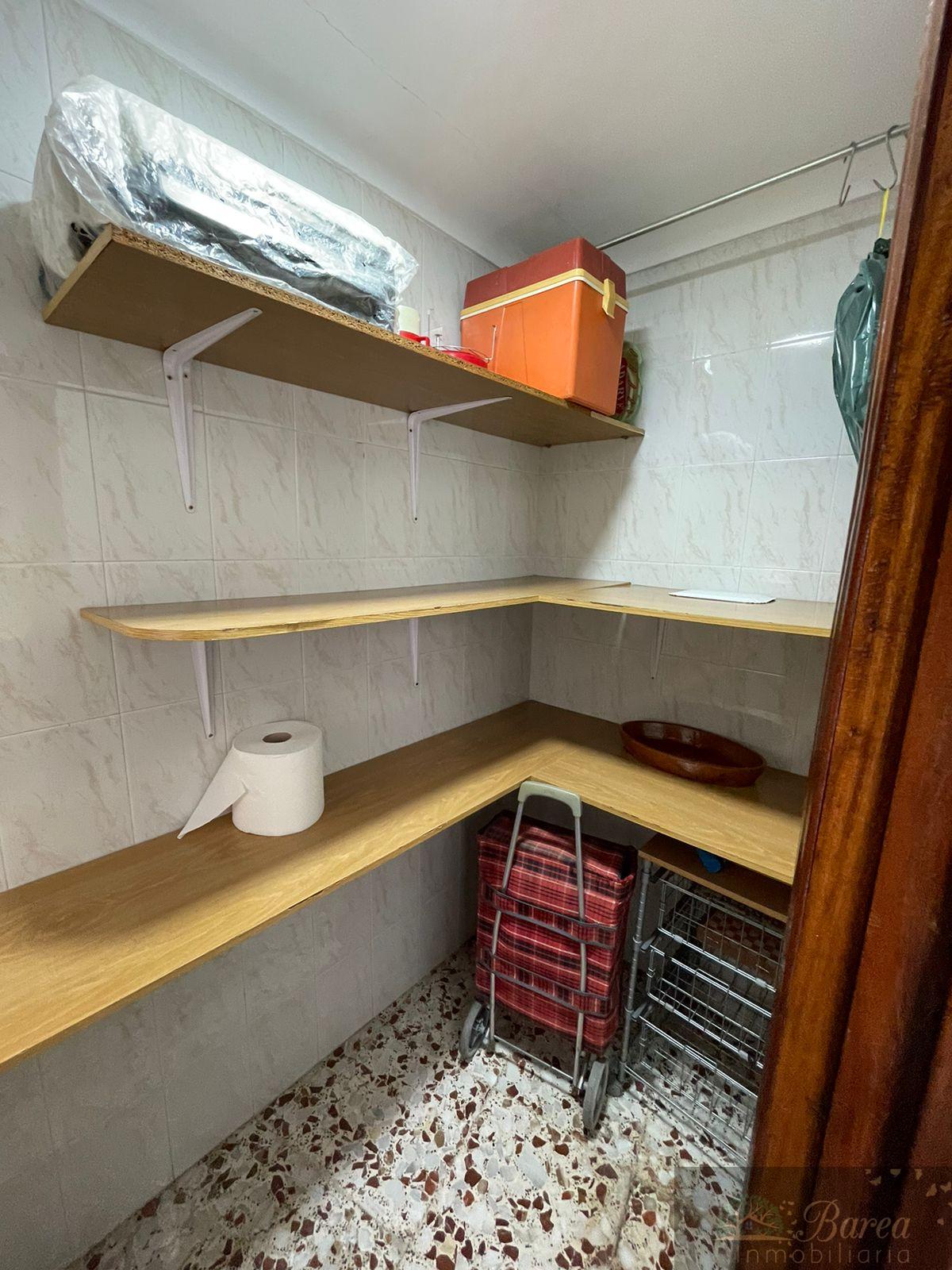 For sale of house in Rute
