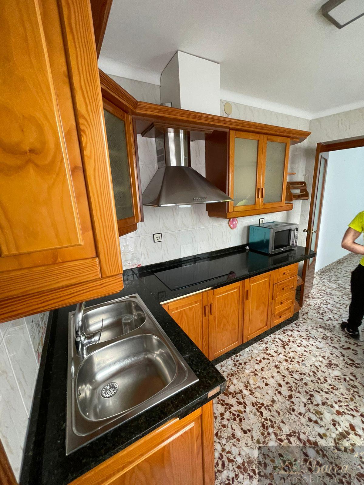 For sale of house in Rute