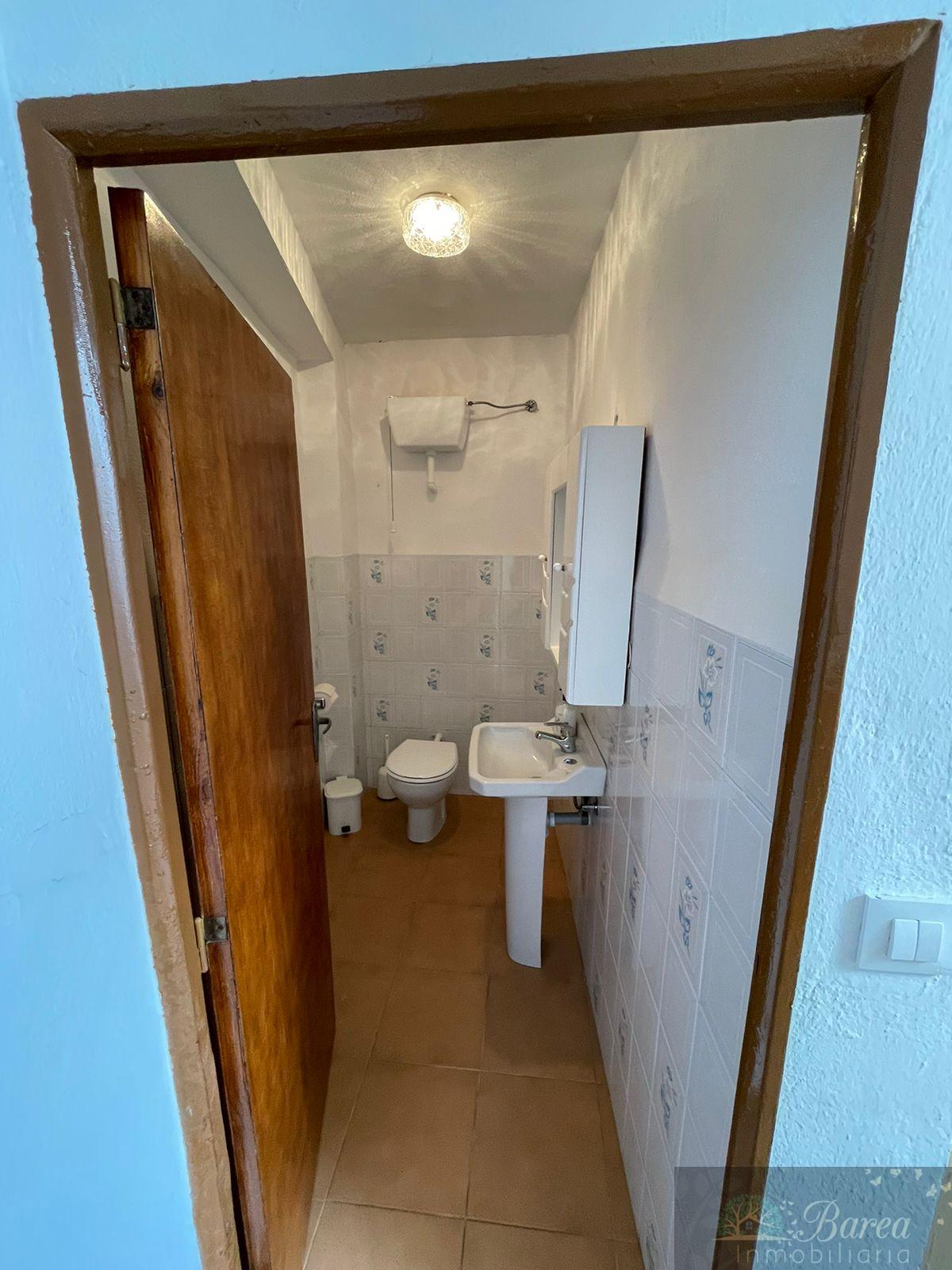 For sale of house in Rute