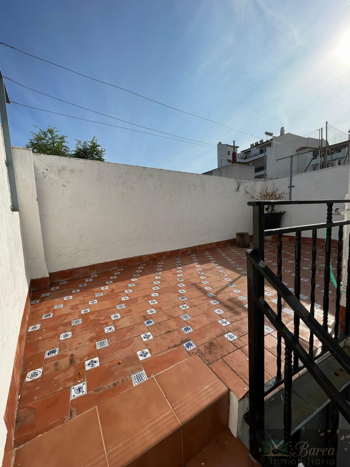 For sale of house in Rute