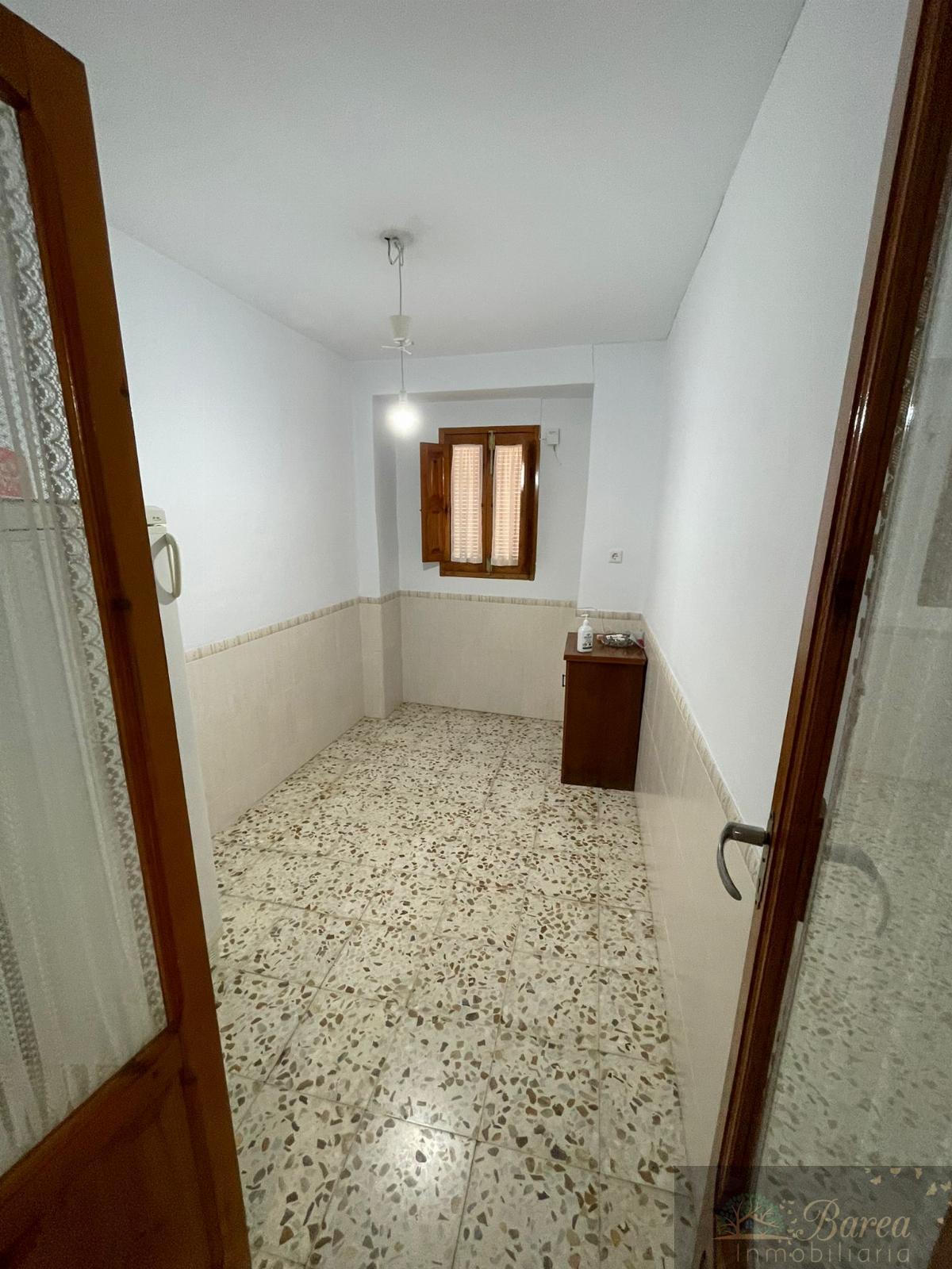 For sale of house in Rute