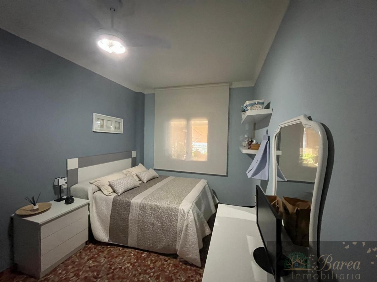 Verkoop van kleine villa in Rute
