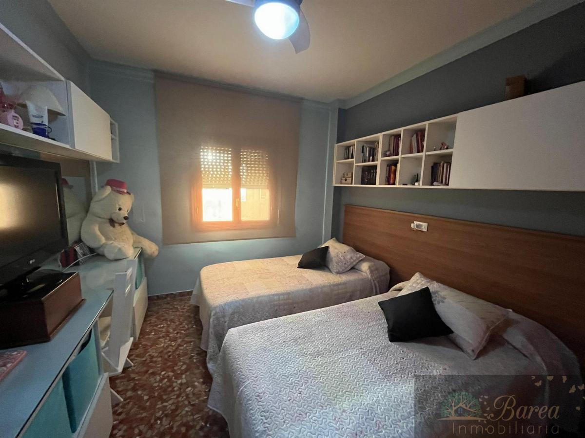 Verkoop van kleine villa in Rute