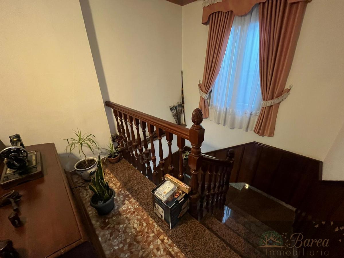 Verkoop van kleine villa in Rute